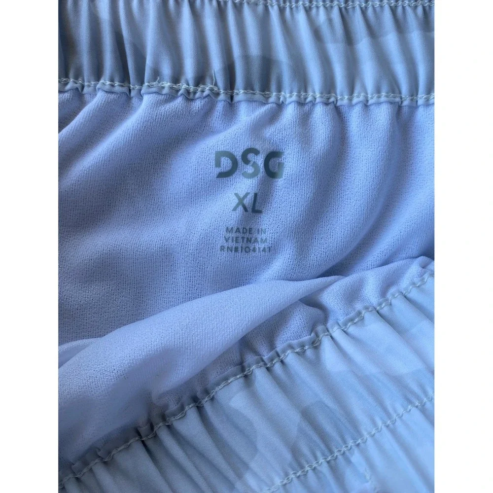 DSG Womens High Rise Stride Short Camo Pure White XL 3 Inch Inseam DAW12327PRTZ